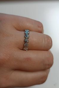 Ring flowers rondom klein