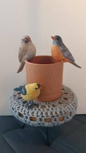 Decoratieve vogeltjes; staand & op bloempot